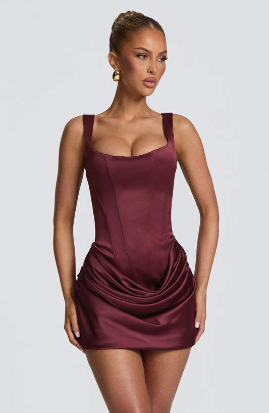 https://cdn.shopify.com/s/files/1/2060/7491/files/S31-APRIL26_IMOGENMINI_CHERRYLACQUER-26147-BabyBoo-0390.jpg?v=1775747489