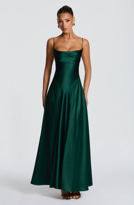 https://cdn.shopify.com/s/files/1/2060/7491/files/adelina-maxi-dress-emerald-dress-babyboo-fashion-1218118064.jpg?v=1771297836
