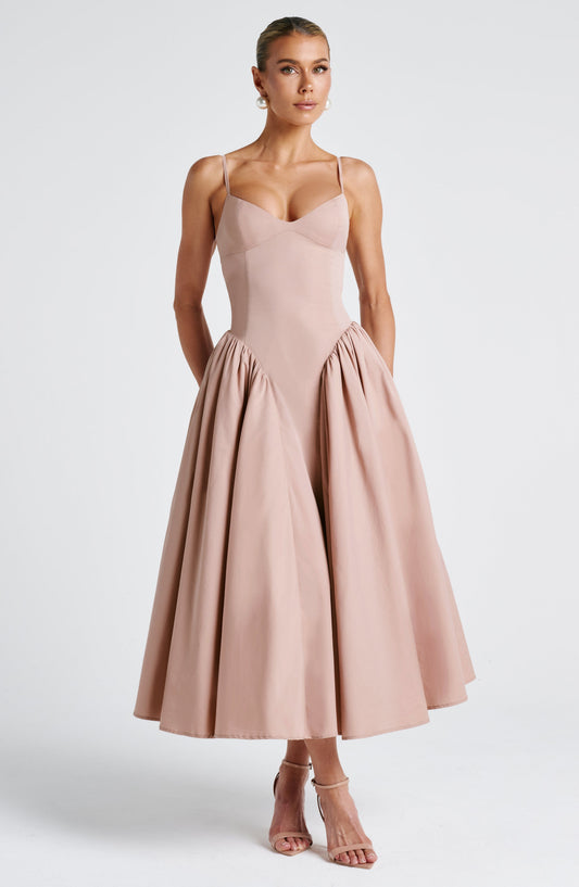 https://cdn.shopify.com/s/files/1/2060/7491/files/emerson-midi-dress-clay-dress-babyboo-fashion-1146028829.jpg?v=1757594429