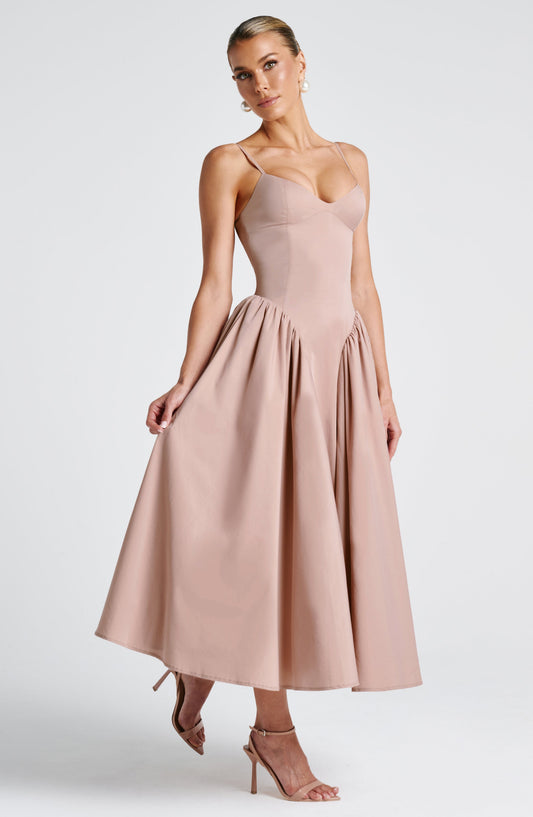 https://cdn.shopify.com/s/files/1/2060/7491/files/emerson-midi-dress-clay-dress-babyboo-fashion-1146028830.jpg?v=1757594429