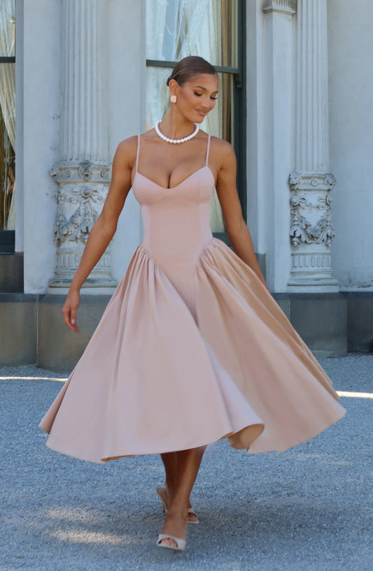 https://cdn.shopify.com/s/files/1/2060/7491/files/emerson-midi-dress-clay-dress-babyboo-fashion-1147418280.jpg?v=1757594430