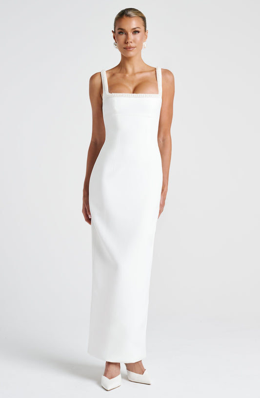 https://cdn.shopify.com/s/files/1/2060/7491/files/ines-midaxi-ivory-dress-babyboo-fashion-1133013917.jpg?v=1757594415