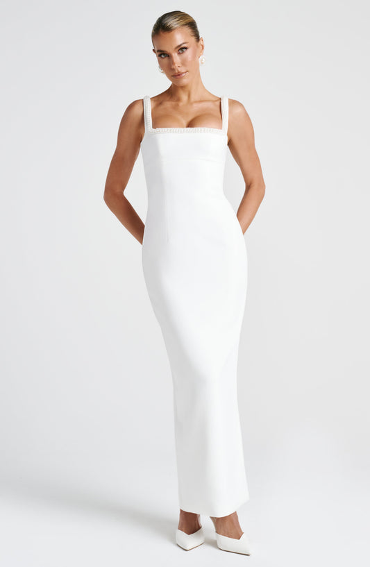 https://cdn.shopify.com/s/files/1/2060/7491/files/ines-midaxi-ivory-dress-babyboo-fashion-1133013920.jpg?v=1757594415