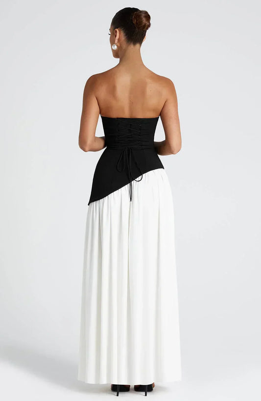 https://cdn.shopify.com/s/files/1/0810/9975/1663/files/maliyah-maxi-dress-black-white-dress-babyboo-fashion-1122207125_1000x1533_2709a493-3b35-4ae5-afc4-838cdd332293.webp?v=1775496050