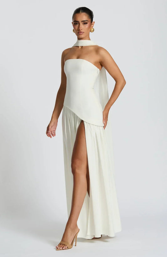 https://cdn.shopify.com/s/files/1/0810/9975/1663/files/maliyah-maxi-dress-ivory-dress-babyboo-fashion-1160906494_1174x1800_f575c02b-7749-4d01-b964-70f9553323e9.webp?v=1775496049